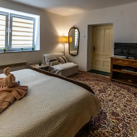 Avlija - Historic Gem Apartmán *