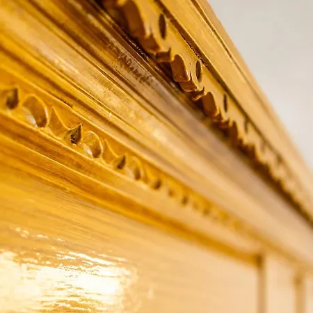 Apartment Avlija - Historic Gem *